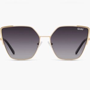NWT Quay SRSLY 53mm gradient
POLARIZED cat eye Sunglasses